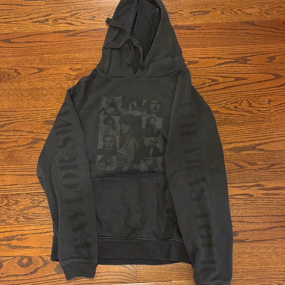 Taylor Swift black eras tour sweatshirt